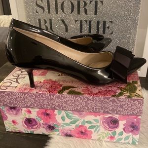 Zara Black patent bow detail kitten heels  size 10M.  Euro 41 ⭐️⭐️⭐️⭐️⭐️